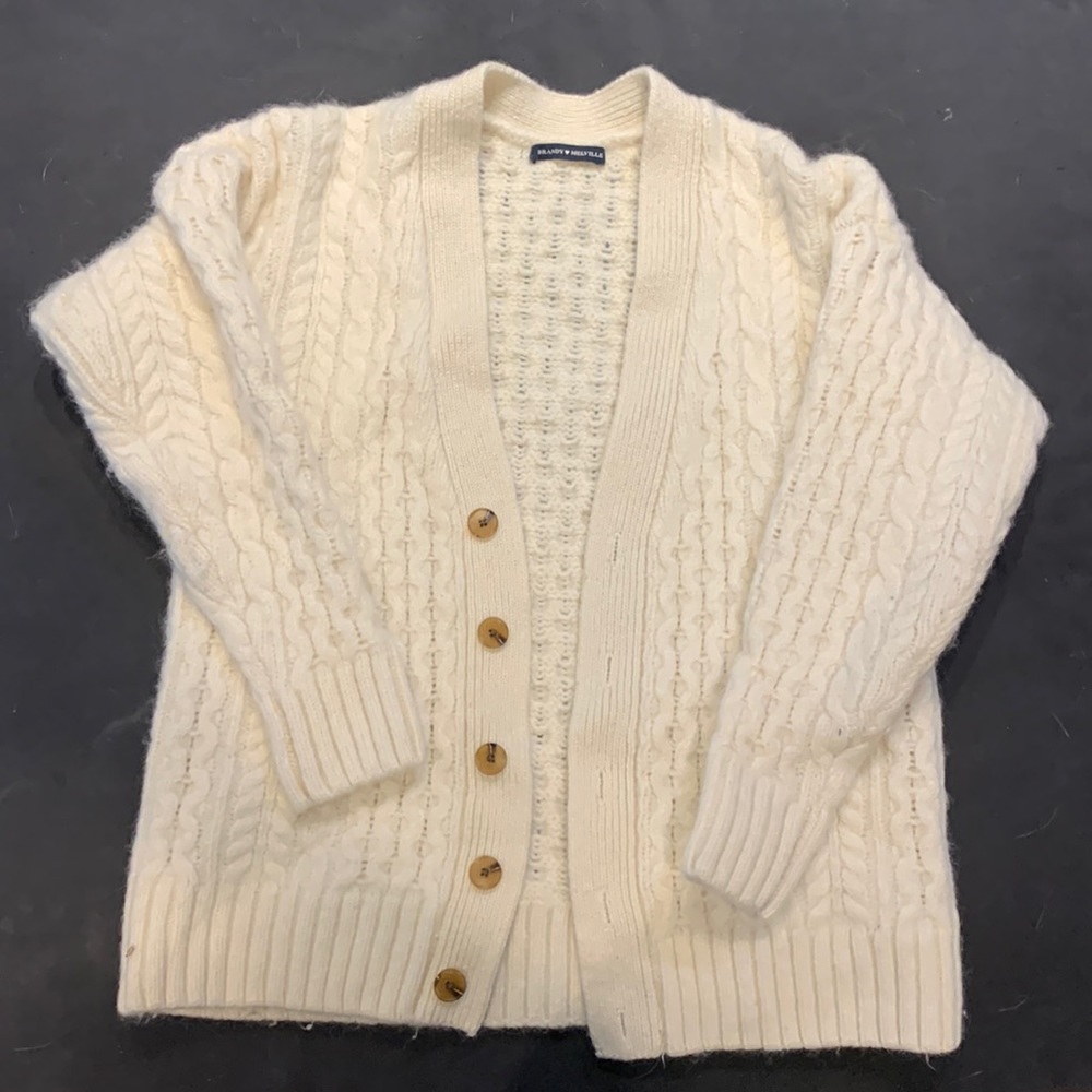 Brandy Melville sweater